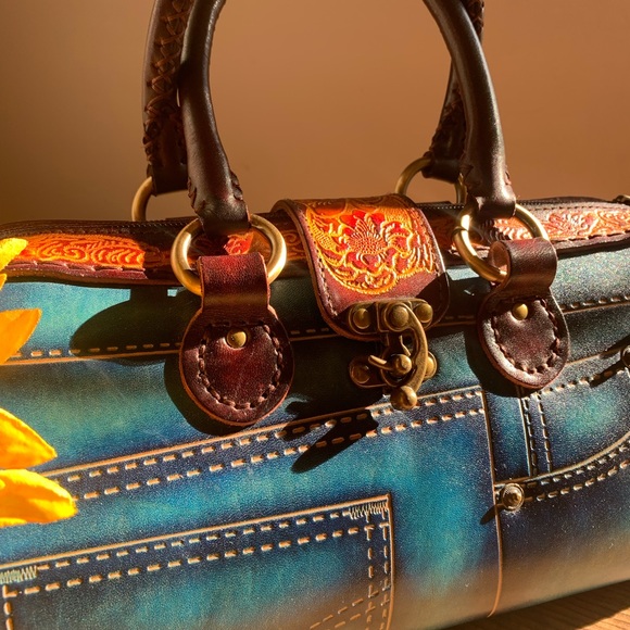 Handcrafted Unique One Of A Kind Western Braided Handle Leather Purse - Picture 11 of 12